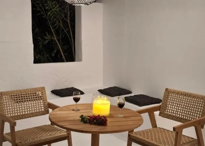 Chanos Luxury Paros 아파트 Alikí